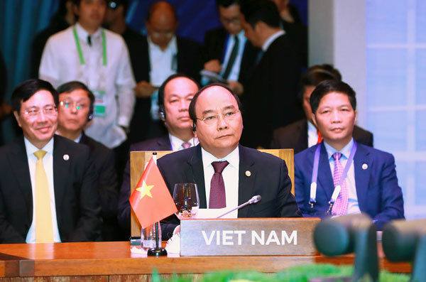 Thủ tướng kết thúc chuyến tham dự Hội nghị cấp cao ASEAN lần thứ 30 - Ảnh 1