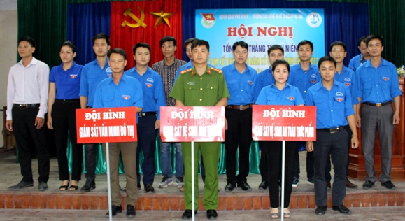 Huyện đoàn Phú Xuyên cam kết thi đua thực hiện "Năm kỷ cương hành chính" - Ảnh 2