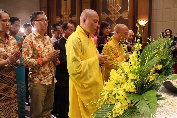 Tái hiện lễ tắm Phật trong Tết cổ truyền một số nước châu Á tại Hà Nội - Ảnh 4