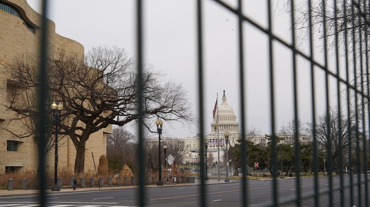 Washington DC hóa “pháo đài” trước ngày Tổng thống đắc cử Joe Biden tuyên thệ - Ảnh 2