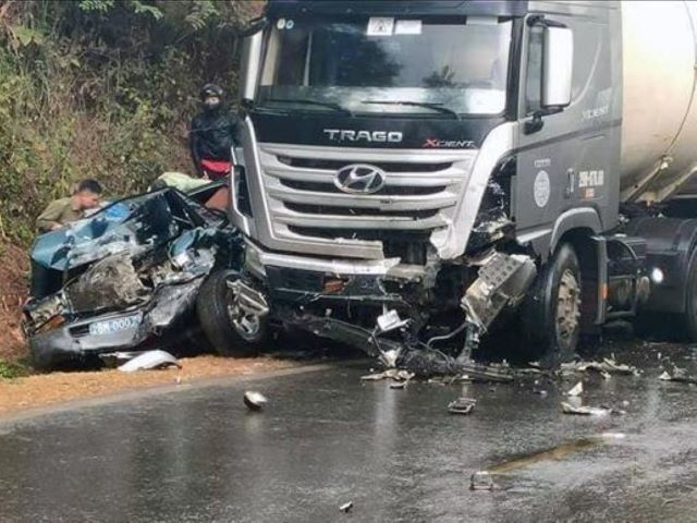 17 người chết vì tai nạn giao thông trong ngày 29 Tết - Ảnh 1