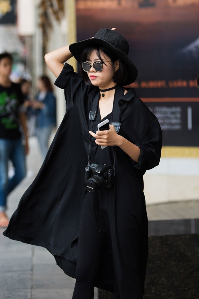 Người đẹp gây “náo loạn” ngày thứ 2 Tuần lễ thời trang Quốc tế Thu - Đông 2016 - Ảnh 4