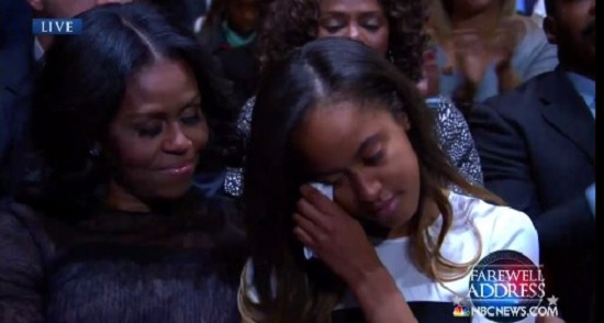 Người dân Mỹ xúc động trước bài phát biểu cuối cùng của ông Obama - Ảnh 5