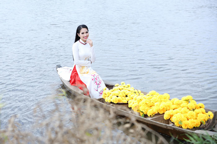 Hoa hậu Dương Kim Ánh lần đầu tung bộ đôi nhạc Xuân - Ảnh 7