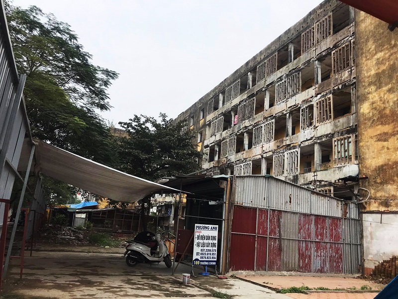 Nghệ An: Người dân cần phải di dời khỏi khu chung cư Quang Trung - Ảnh 1