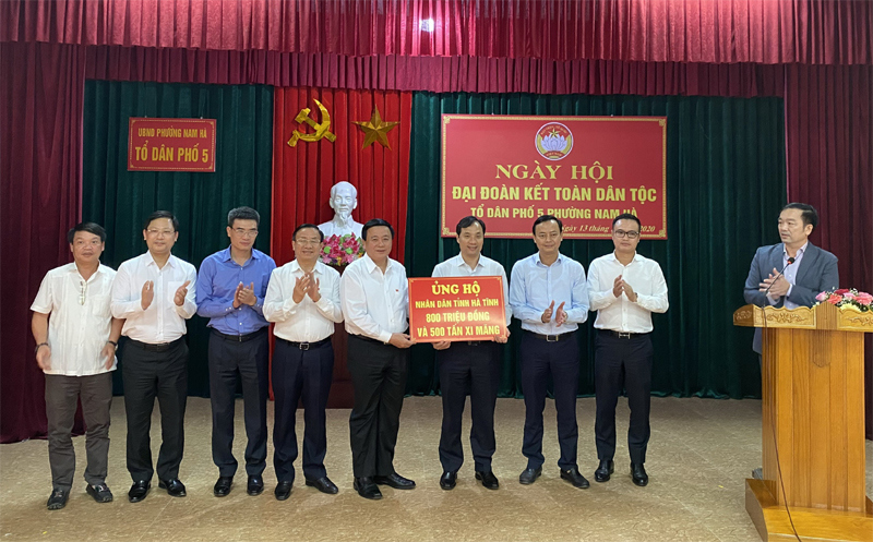 PV GAS đồng hành cùng Chương trình hỗ trợ miền Trung của Học viện Chính trị quốc gia Hồ Chí Minh - Ảnh 4