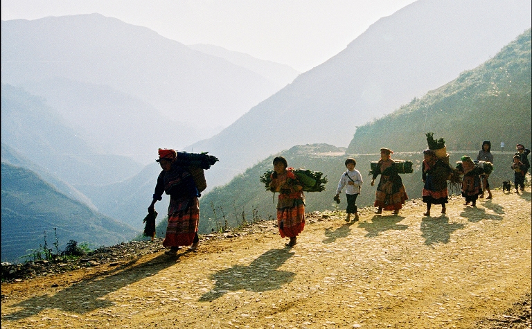 Mùa xuân trên cao nguyên đá Hà Giang - Ảnh 12