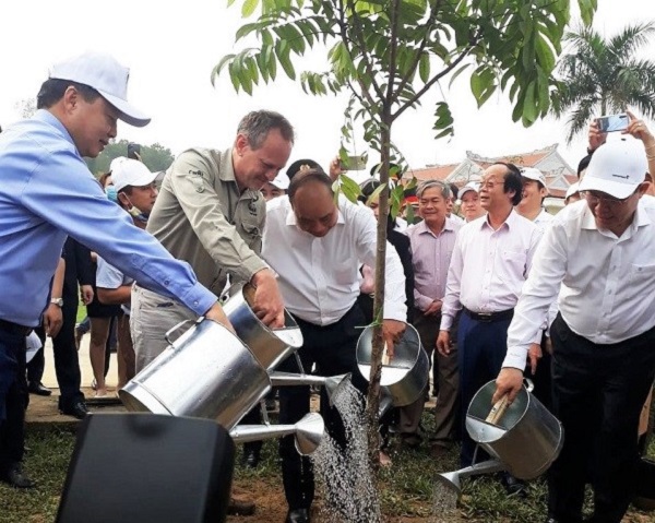 Lễ hưởng ứng chương trình trồng 1 tỷ cây xanh tại Nghệ An - Ảnh 2