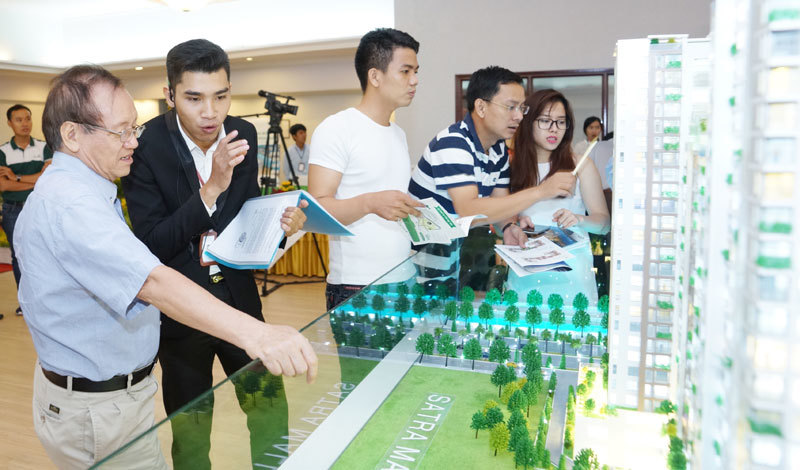 Thị trường bất động sản TP Hồ Chí Minh: Quyết liệt cuộc đua cuối năm - Ảnh 1