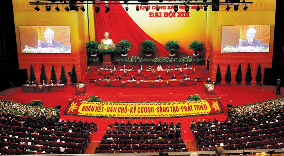 Hình ảnh hoạt động của Đoàn đại biểu TP Hà Nội tại Đại hội Đảng XIII - Ảnh 2