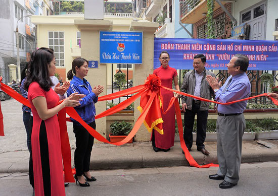 Khánh thành công trình vườn hoa thanh niên tại phường Thống Nhất  Báo Đắk  Lắk điện tử