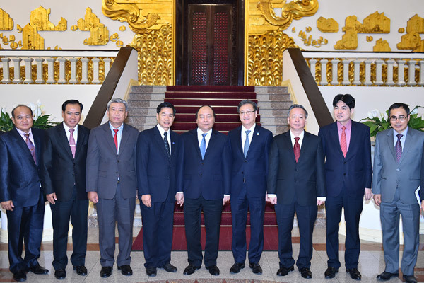 Thủ tướng hoan nghênh định hướng hợp tác giữa Hà Nội và Vientiane, Lào - Ảnh 2
