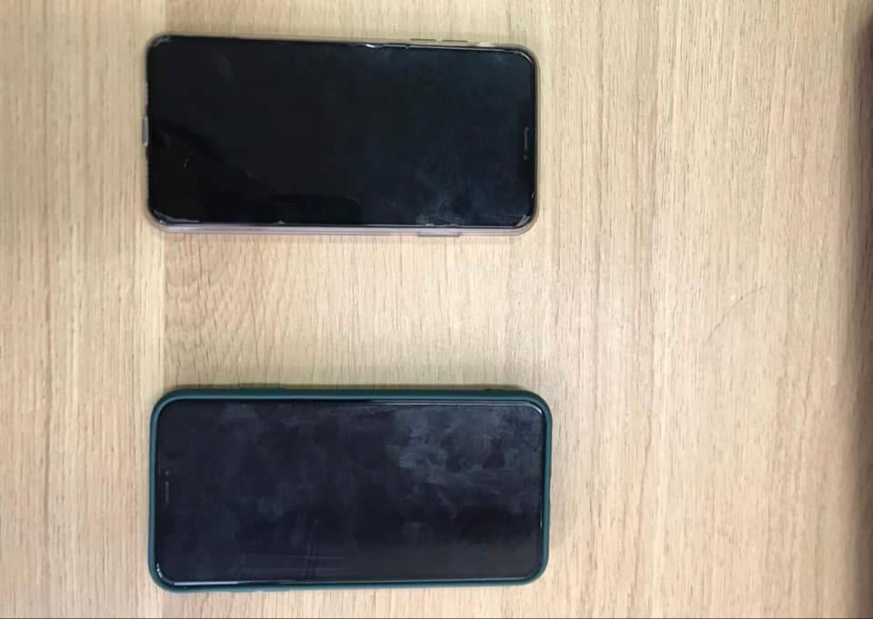 Hà Nội: Vừa "chôm" 2 điện thoại iPhone trên ô tô, tên trộm bị cảnh sát bắt giữ - Ảnh 1