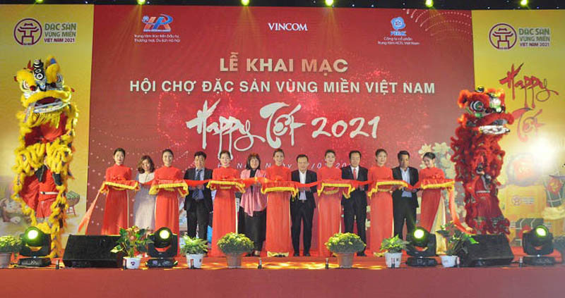 Khai mạc Hội chợ đặc sản vùng miền Việt Nam - Ảnh 1