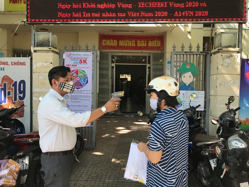 TP Hồ Chí Minh: Sẽ khởi tố bị can đối với người gây lây bệnh Covid-19 - Ảnh 1