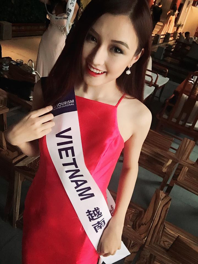 Năm 2016, mỹ nữ Việt, trang phục Việt tỏa sáng trên đấu trường sắc đẹp - Ảnh 16
