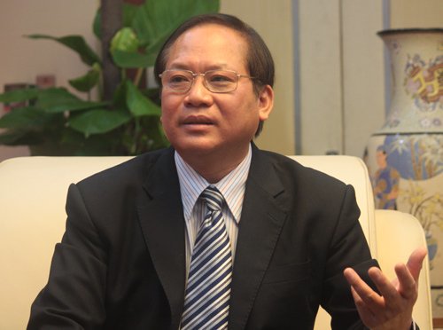 Bộ trưởng Trương Minh Tuấn: "Xử lý triệt để việc kinh doanh, sử dụng sim rác" - Ảnh 1
