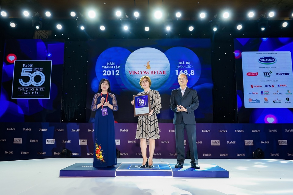 Vincom Retail nhận giải Top 10 thương hiệu dẫn đầu Việt Nam - Ảnh 1