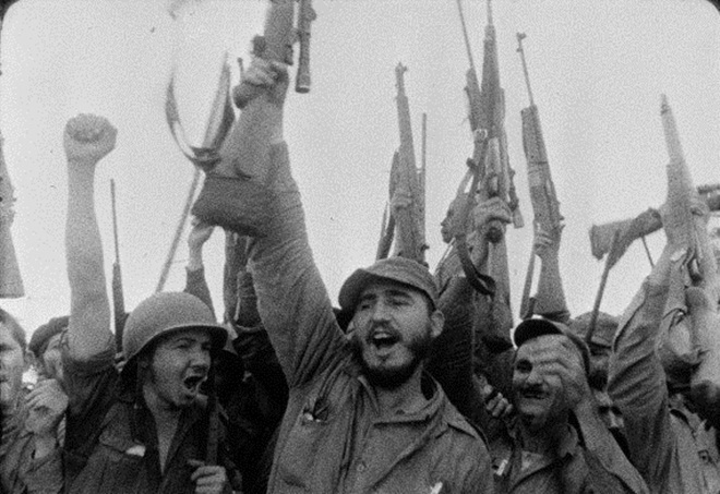 Cuộc đời lãnh tụ Cuba Fidel Castro qua ảnh - Ảnh 2