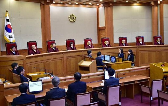 Tòa Hiến pháp bắt đầu điều trần về luận tội Tổng thống Hàn Quốc - Ảnh 1