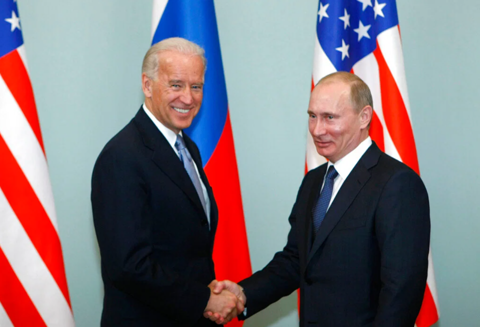 Ông Putin gửi điện mừng Tổng thống đắc cử Joe Biden - Ảnh 1