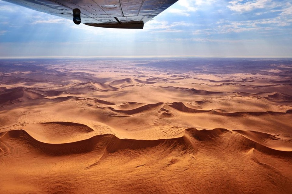 Chiêm ngưỡng 15 sa mạc đẹp ngoạn mục nhất thế giới - Ảnh 2