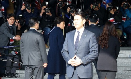 Tổng thống Hàn bị phế truất phủ nhận mọi cáo buộc - Ảnh 1