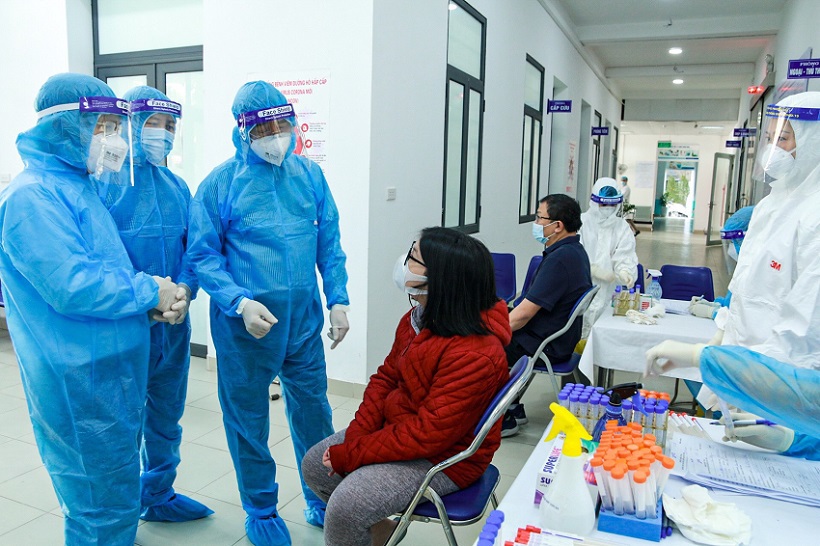 Quận Thanh Xuân: 3.400 người trở về từ vùng dịch được xét nghiệm SARS-CoV-2 - Ảnh 6