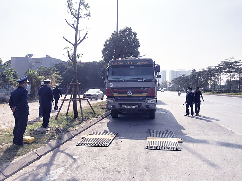 Hà Nội: Kiểm tra ma túy và nồng độ cồn 21 lái xe tại đường Lý Sơn - Ảnh 5