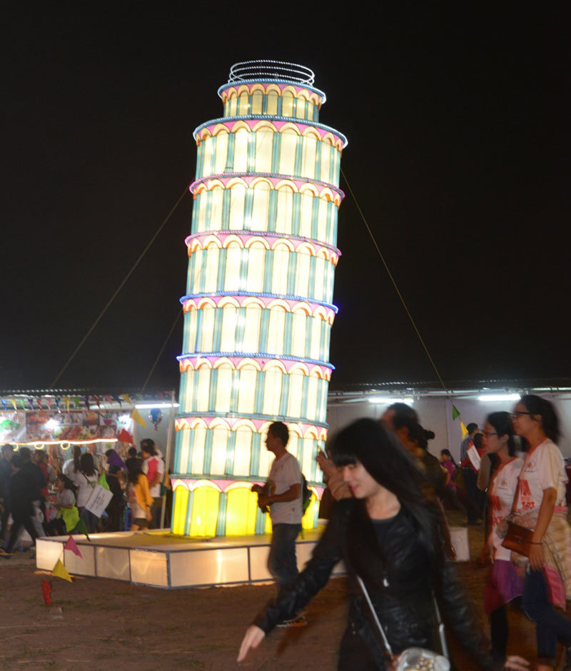 Rực rỡ lễ hội đèn lồng khổng lồ Việt Nam - Hàn Quốc 2016 - Ảnh 9