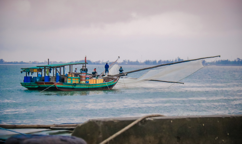 Hà Tĩnh: Sớm mùa đông nơi cảng Cửa Sót - Ảnh 2