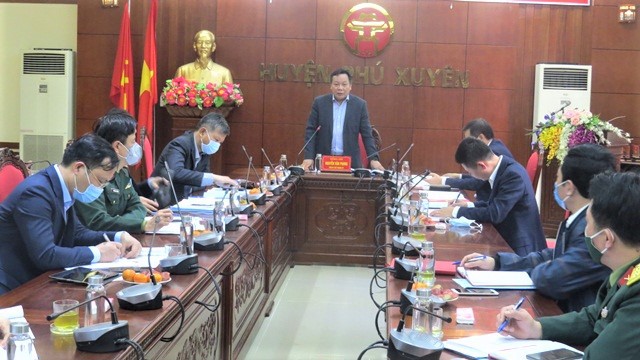 Phó Bí thư Thành ủy Hà Nội Nguyễn Văn Phong: Cán bộ phải gương mẫu làm thước đo trong phòng, chống dịch Covid-19 - Ảnh 1