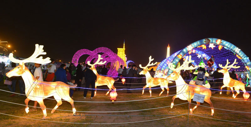 Rực rỡ lễ hội đèn lồng khổng lồ Việt Nam - Hàn Quốc 2016 - Ảnh 13