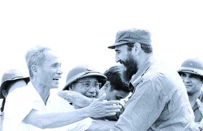 Cuộc đời lãnh tụ Cuba Fidel Castro qua ảnh - Ảnh 8