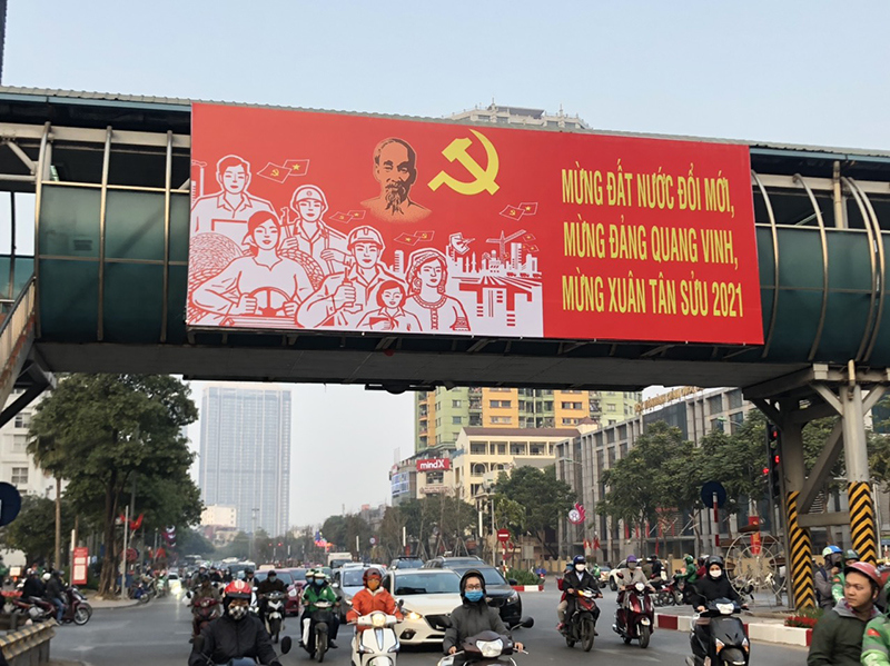 "Con đường đẹp nhất Việt Nam" rực rỡ chào mừng Đại hội Đảng - Ảnh 6