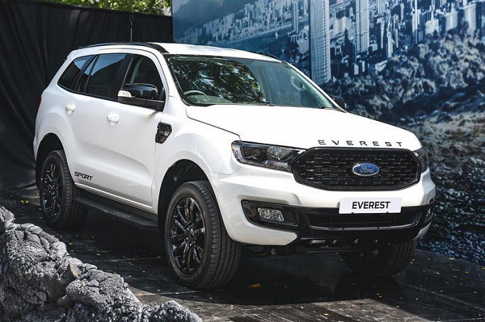 Giá xe ô tô hôm nay 22/11: Ford Everest dao động từ 999-1.399 triệu đồng - Ảnh 1