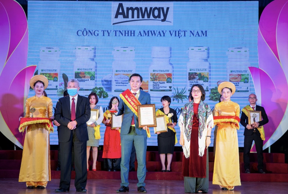 Amway Việt Nam lần thứ 8 nhận giải thưởng “Sản phẩm vàng vì sức khỏe cộng đồng” - Ảnh 1