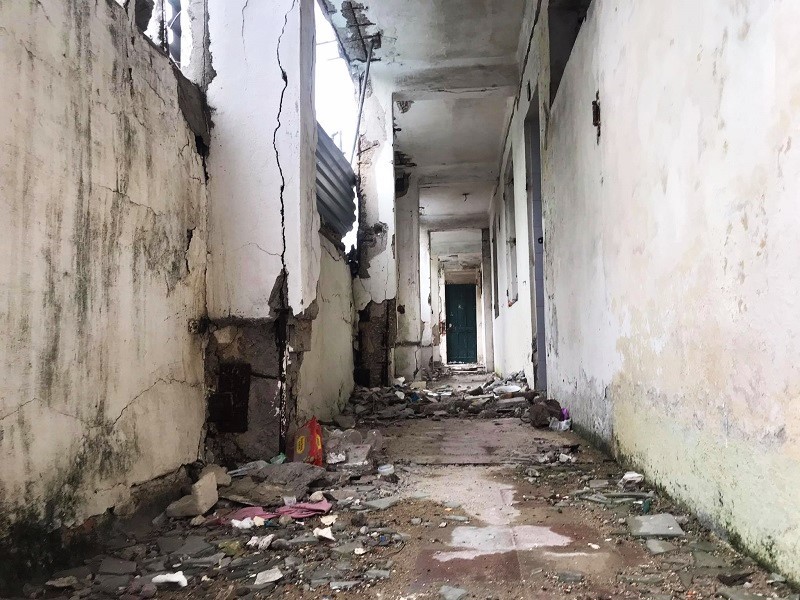 Nghệ An: Người dân cần phải di dời khỏi khu chung cư Quang Trung - Ảnh 7
