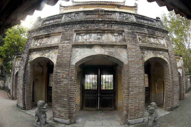Nghiêng mình với kiến trúc thách thức thời gian ở đền Phù Đổng, Hà Nội - Ảnh 8