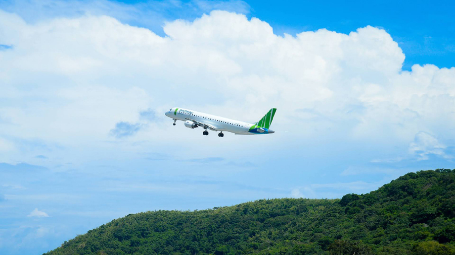 Bamboo Airways tung ưu đãi mua 1 tặng 1 mừng loạt đường bay khai trương đầu năm 2021 - Ảnh 1