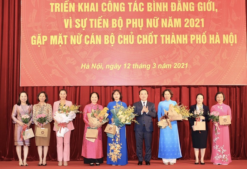 Phó Bí thư Thường trực Thành ủy Nguyễn Thị Tuyến: Đẩy mạnh tuyên truyền nâng cao nhận thức bình đẳng giới - Ảnh 2