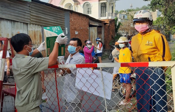 TP Hồ Chí Minh: Tìm thấy 66 người liên quan đến ca mắc Covid-19 ở Bình Dương - Ảnh 1