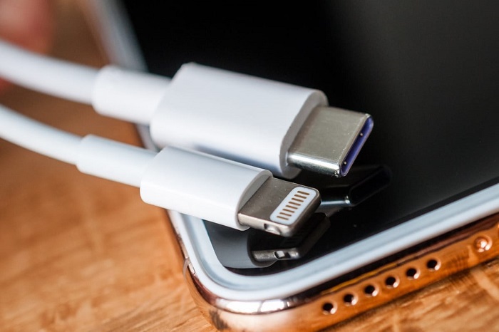 Apple sẽ không chuyển đổi cổng Lightning sang USB-C trên iPhone - Ảnh 1