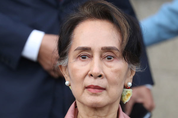 Lãnh đạo Aung San Suu Kyi và Tổng thống Myanmar bị quân đội bắt giữ - Ảnh 1