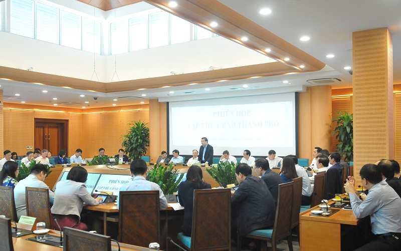 Tập thể UBND TP Hà Nội xem xét nhiều nội dung quan trọng trình kỳ họp cuối năm HĐND TP - Ảnh 2