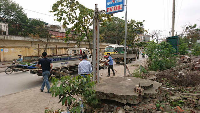 Hà Nội: Chính thức phá dỡ bãi trông xe “khủng” cạnh sông Tô Lịch - Ảnh 5