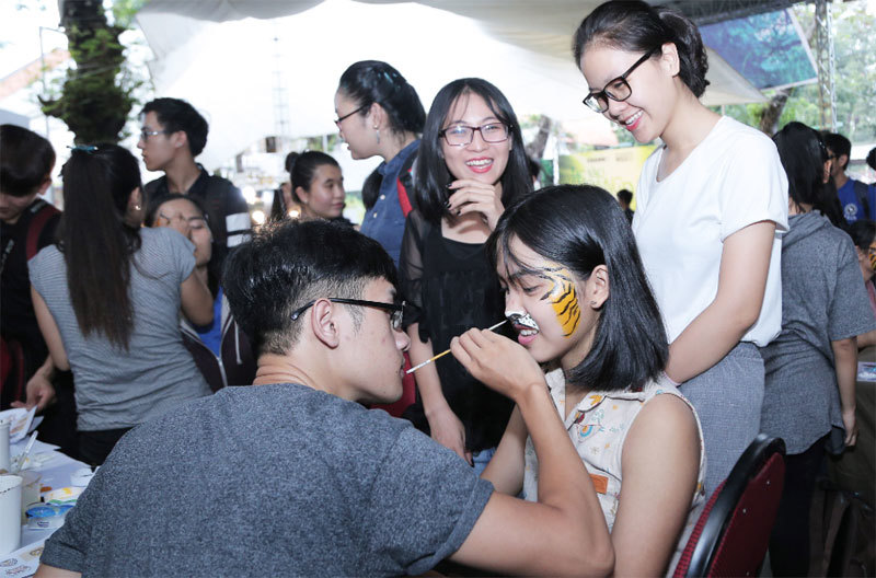 Sao Việt cùng 2.000 bạn trẻ tham gia lễ hội môi trường - Ảnh 3