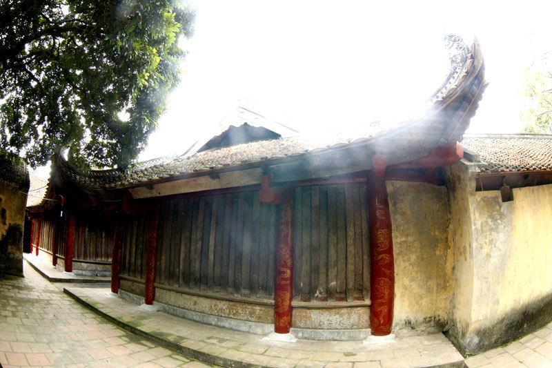 Nghiêng mình với kiến trúc thách thức thời gian ở đền Phù Đổng, Hà Nội - Ảnh 20