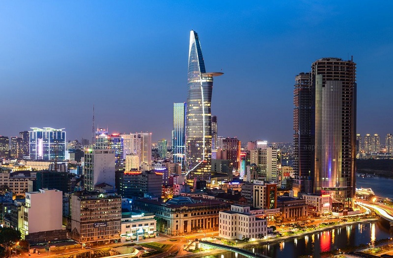 Thị trường bất động sản TP Hồ Chí Minh thừa nguồn cung nhà ở cao cấp - Ảnh 1