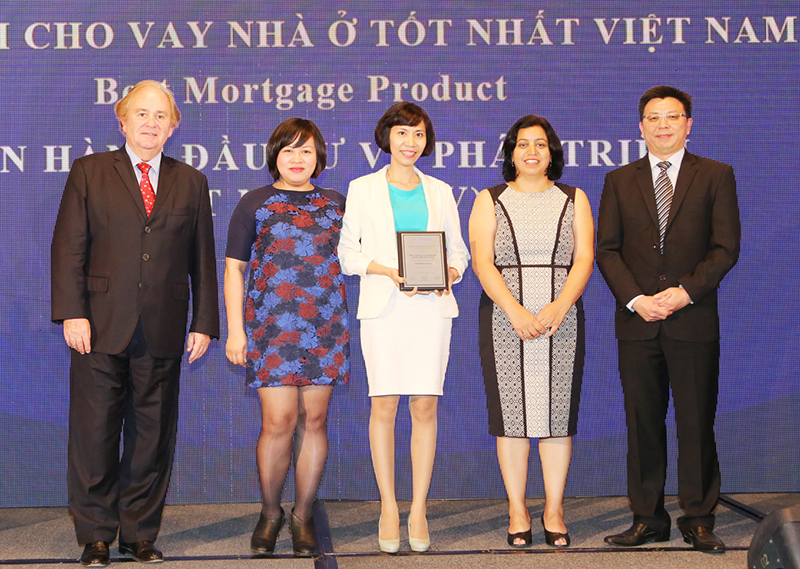 BIDV xứng danh ngân hàng quy mô lớn nhất Việt Nam - Ảnh 2
